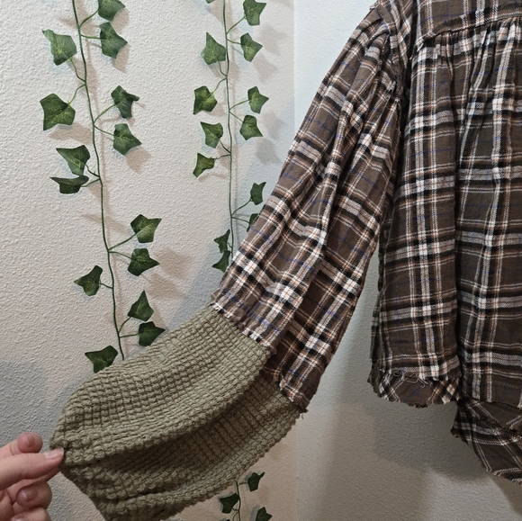 Miss Me NWT Olive Green Plaid Pullover Medium - Picture 7 of 13